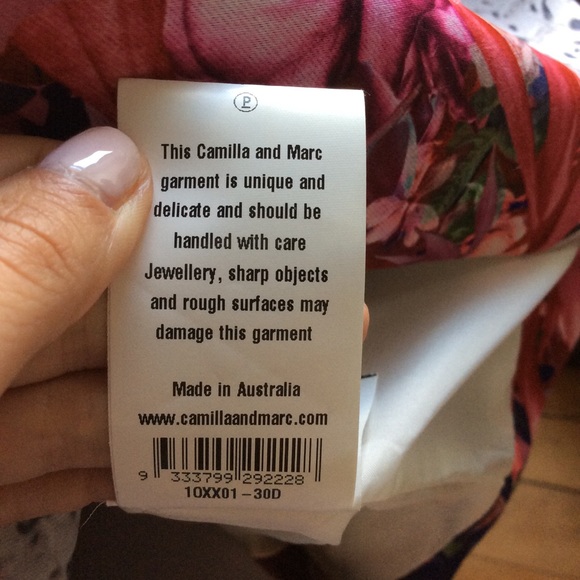 Stunning Camilla and Marc *VECTOR* Dress - Picture 7 of 8